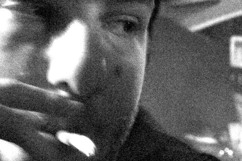 Lichter Péter: Beszereztünk három zsáknyi lejárt körömlakkot