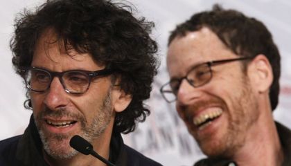 Cannes: A Coen testvérek zenés filmje az élen