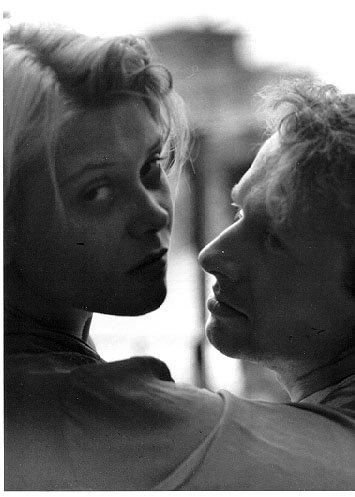 Eszkimó asszony fázik (1984)