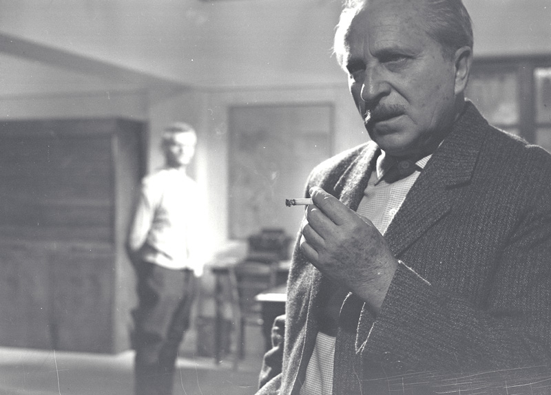 A munka frontján - A termelési film hőseinek színe-változásai