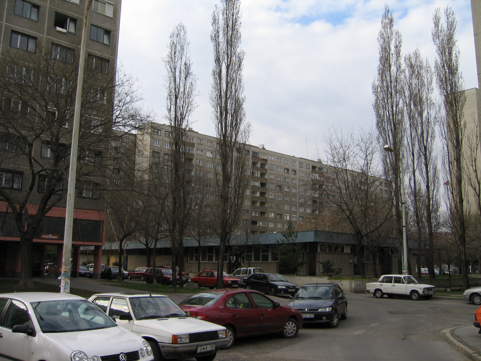 Óbuda, housing block